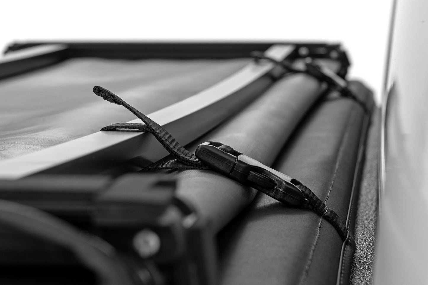 Soft Tri-Fold Bed Cover | 5' Bed | Dbl Cab | Toyota Tacoma 2WD/4WD (2024-2026)