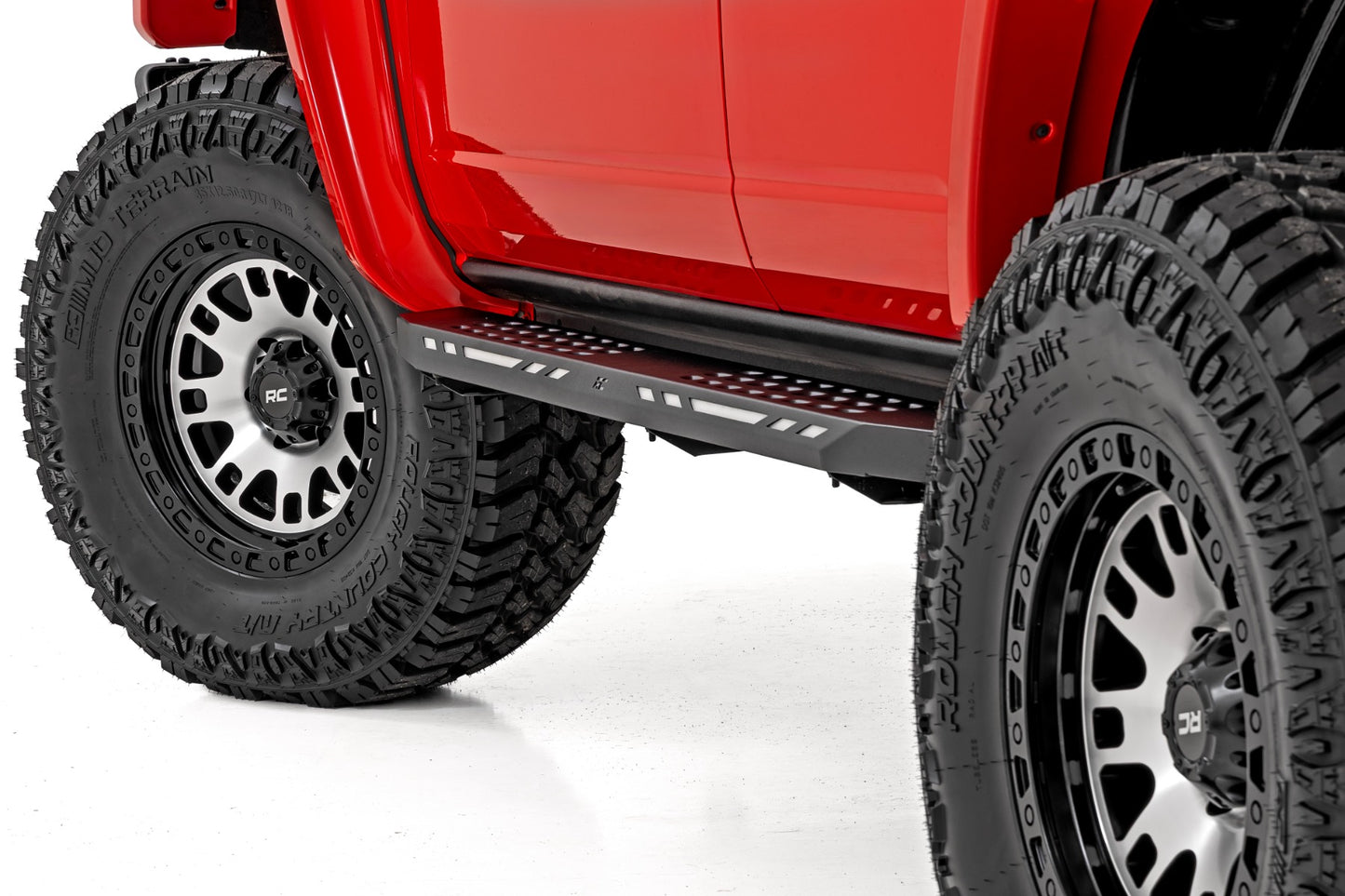 Rough Country 82 Series Wheel | One-Piece | Machined Semi Gloss Black | 17x9 | 5x4.5 | -12mm