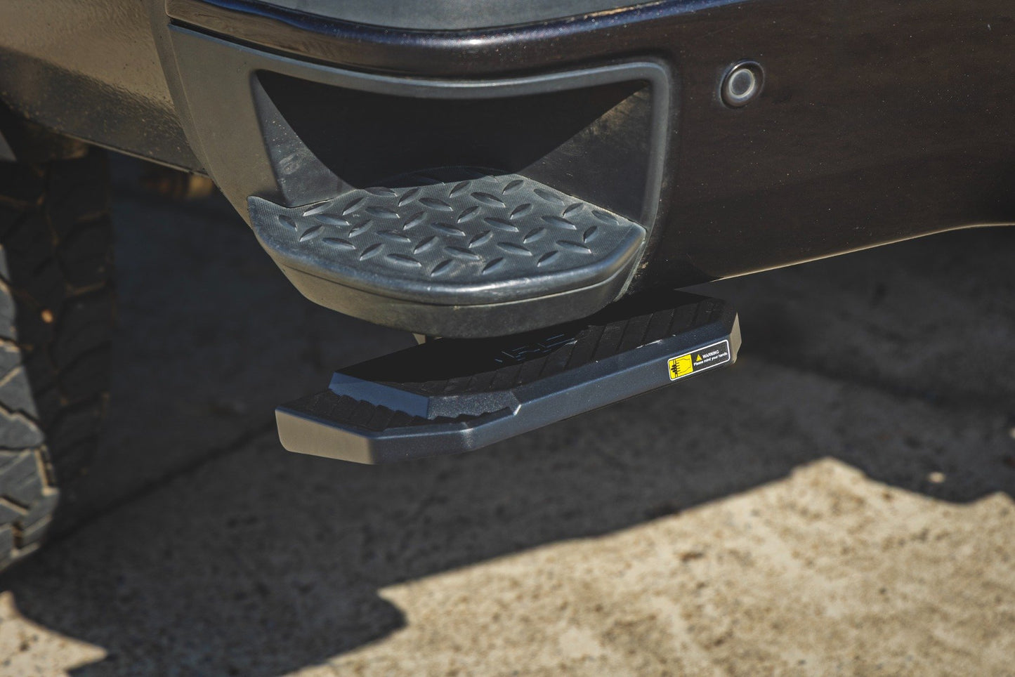 Retractable Bed Step | Manual Pull | Chevy/GMC 2500HD/3500HD (11-14)