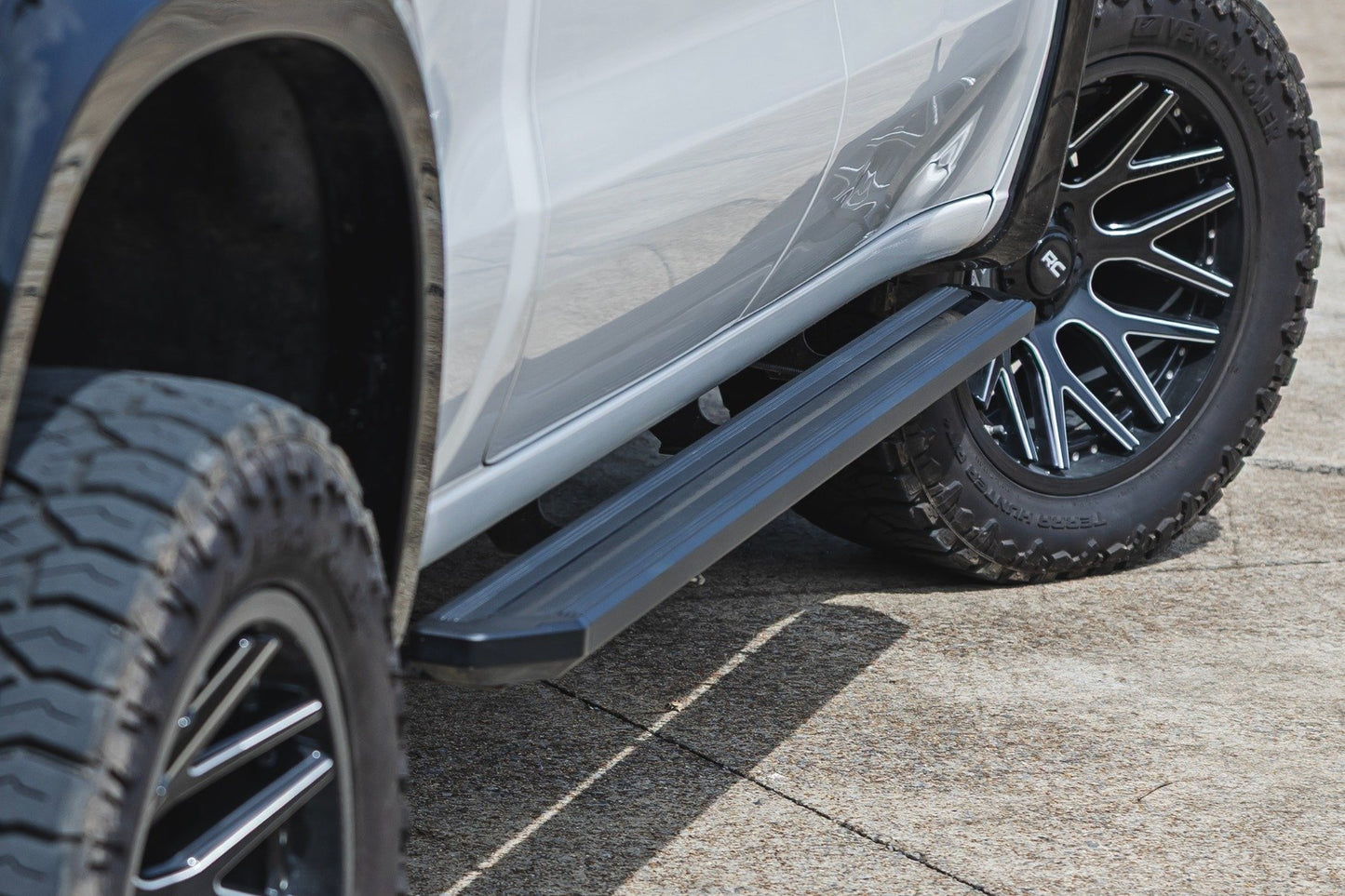 Multi-Color LED Running Boards | Crew Cab | Chevy/GMC 1500/2500HD/3500HD (19-25 & Classic)