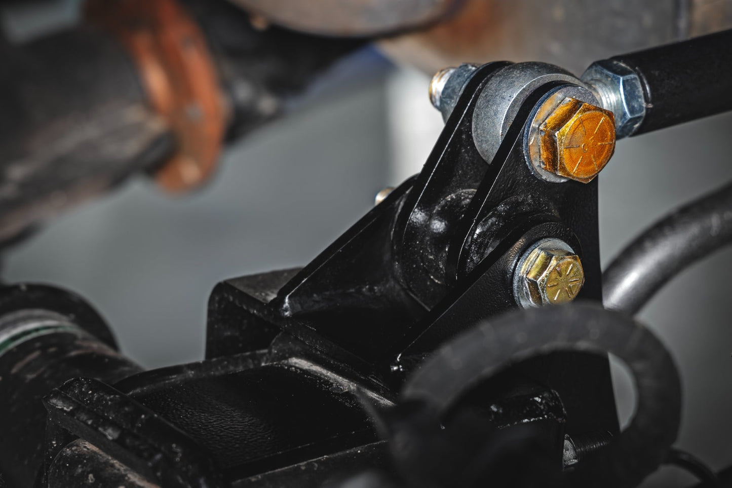 Traction Bar Kit | 2-5 Inch Lowering Kit | Ford F-150 (2021-2025)