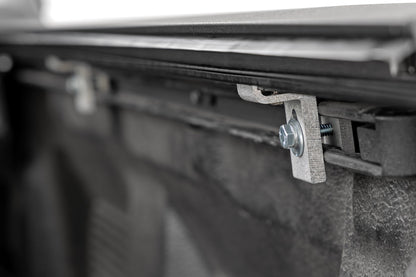 Retractable Bed Cover | 5'7" Bed | Toyota Tundra (07-21)