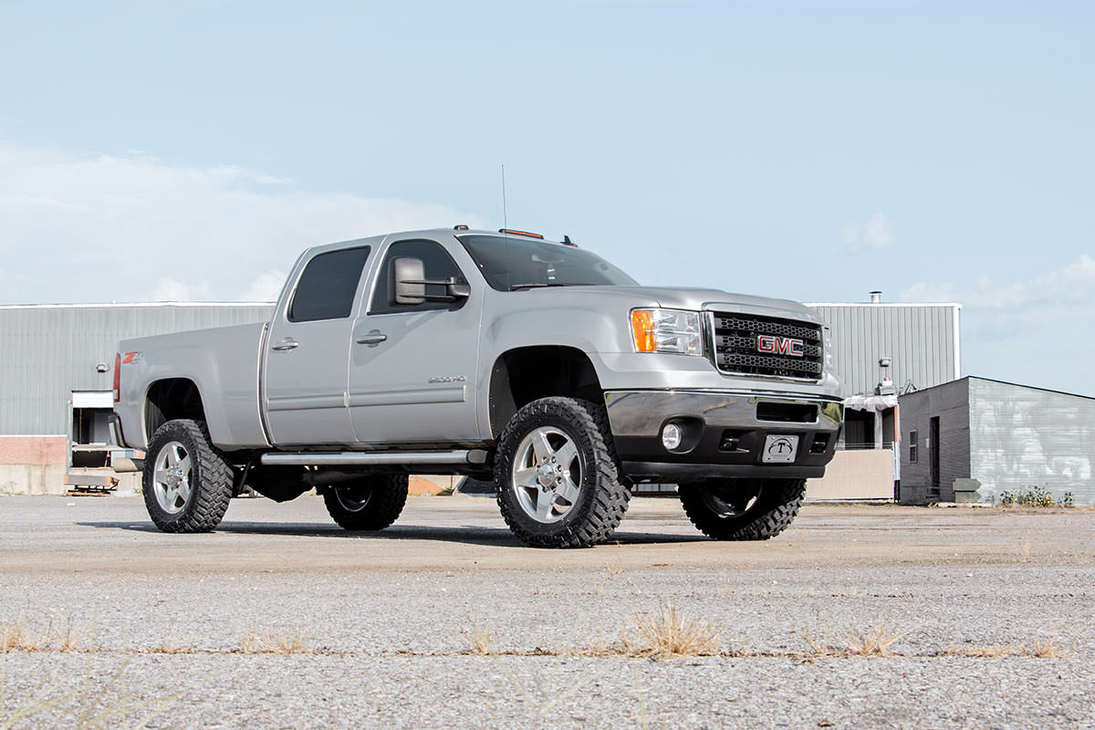 3.5 Inch Lift Kit | Chevy/GMC 2500HD/3500HD (11-19)