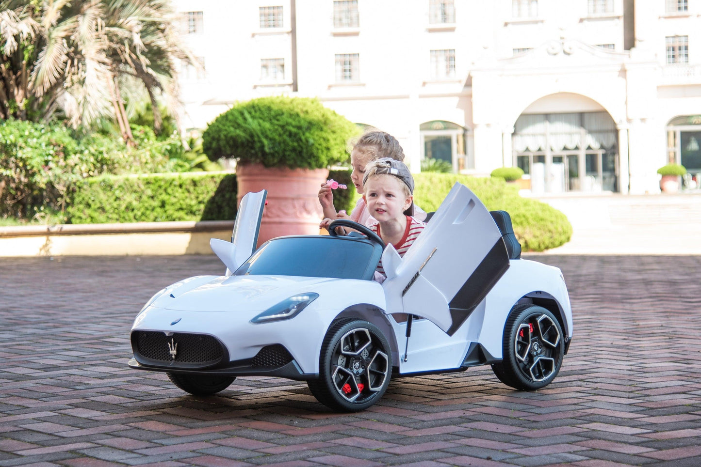 24V 4x4 Maserati MC20 2 Seater Ride on Car for Kids