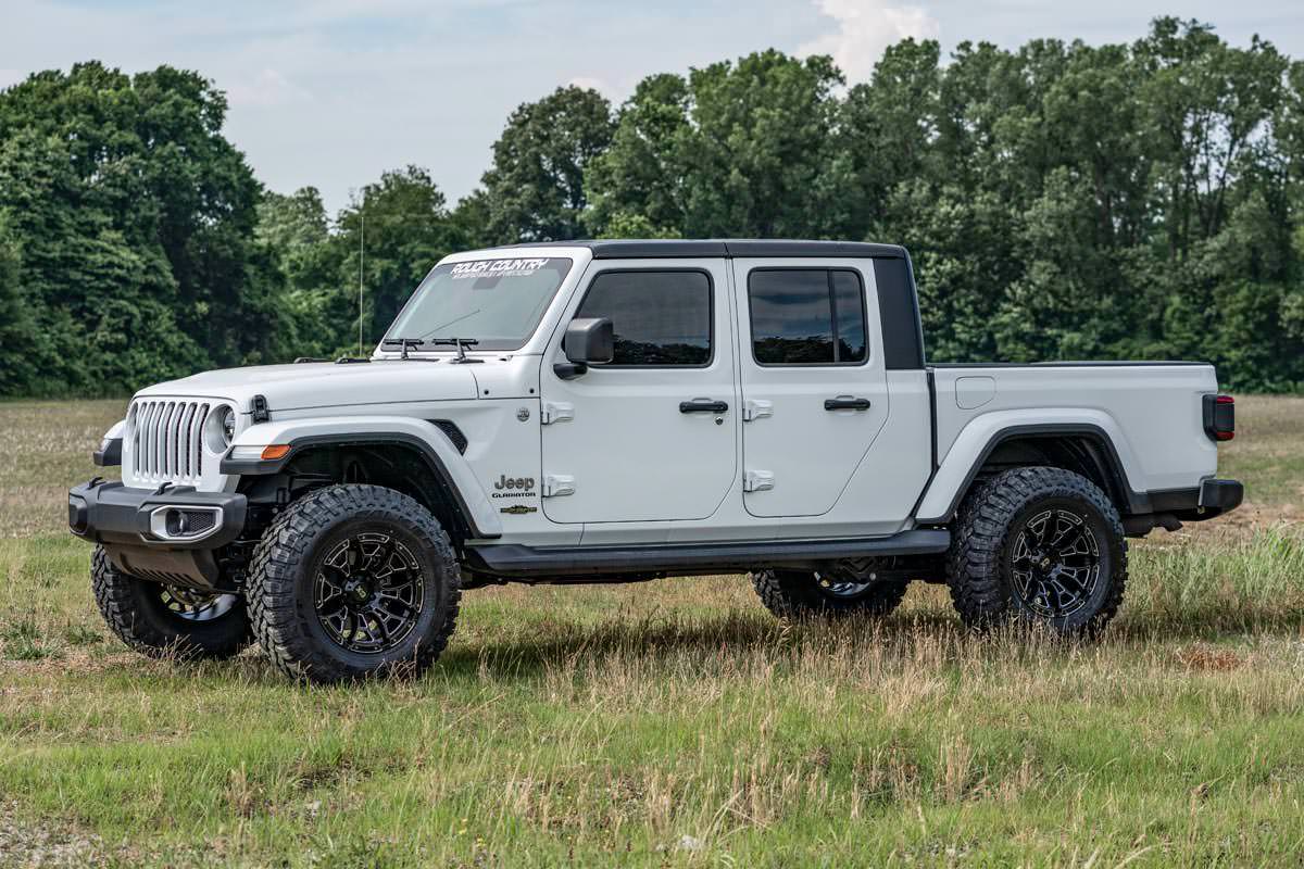 2.5 Inch Leveling Kits | Springs | V2 | Jeep Gladiator JT (20-23)