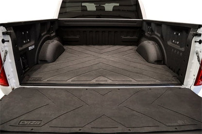 Dee Zee 07-18 Chevrolet Silverado Heavyweight Bed Mat - Custom Fit 6 1/2Ft Bed (X Pattern)