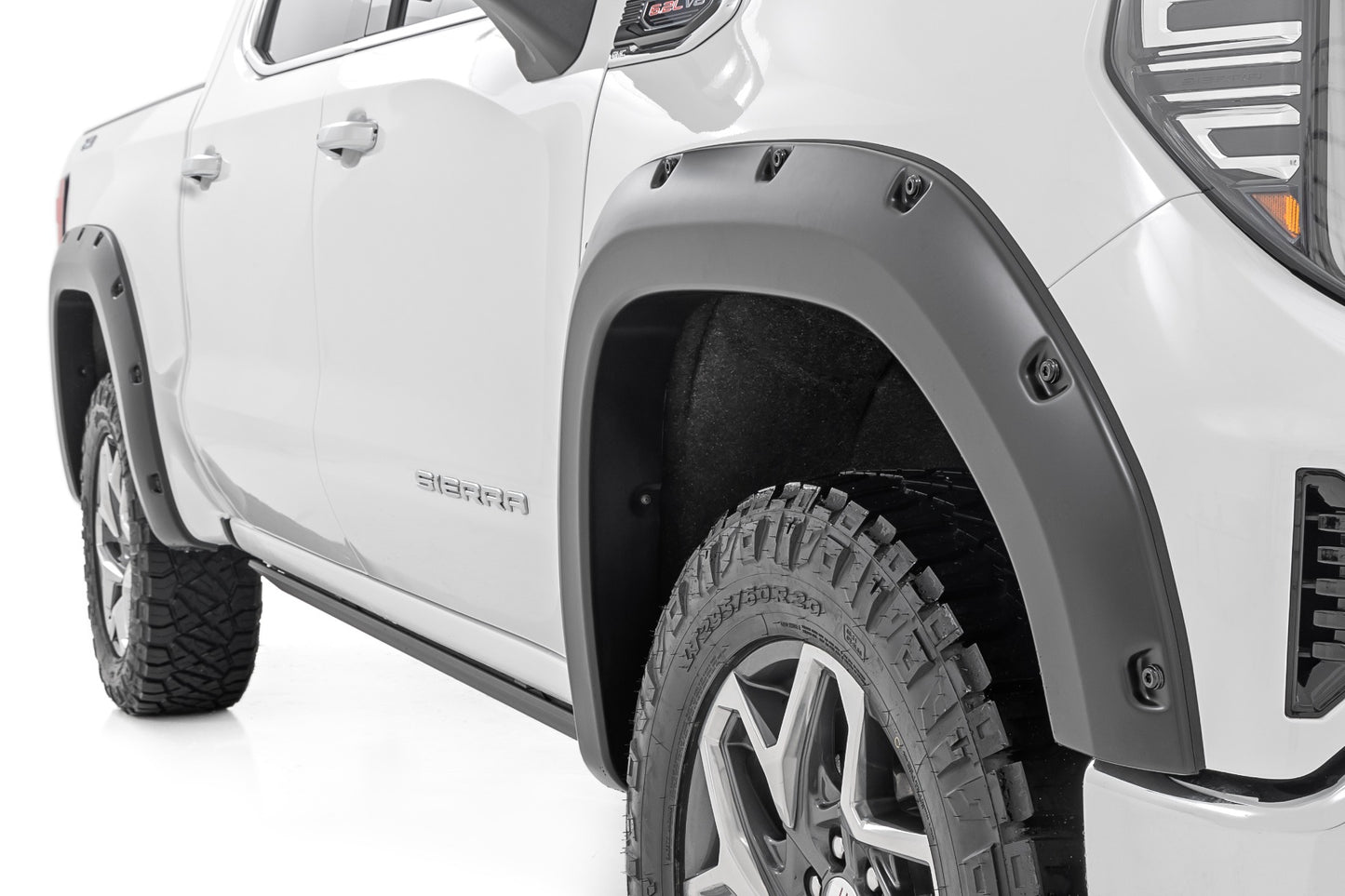 Pocket Fender Flares | GAN Silver Ice Metallic | GMC Sierra 1500 (19-23)