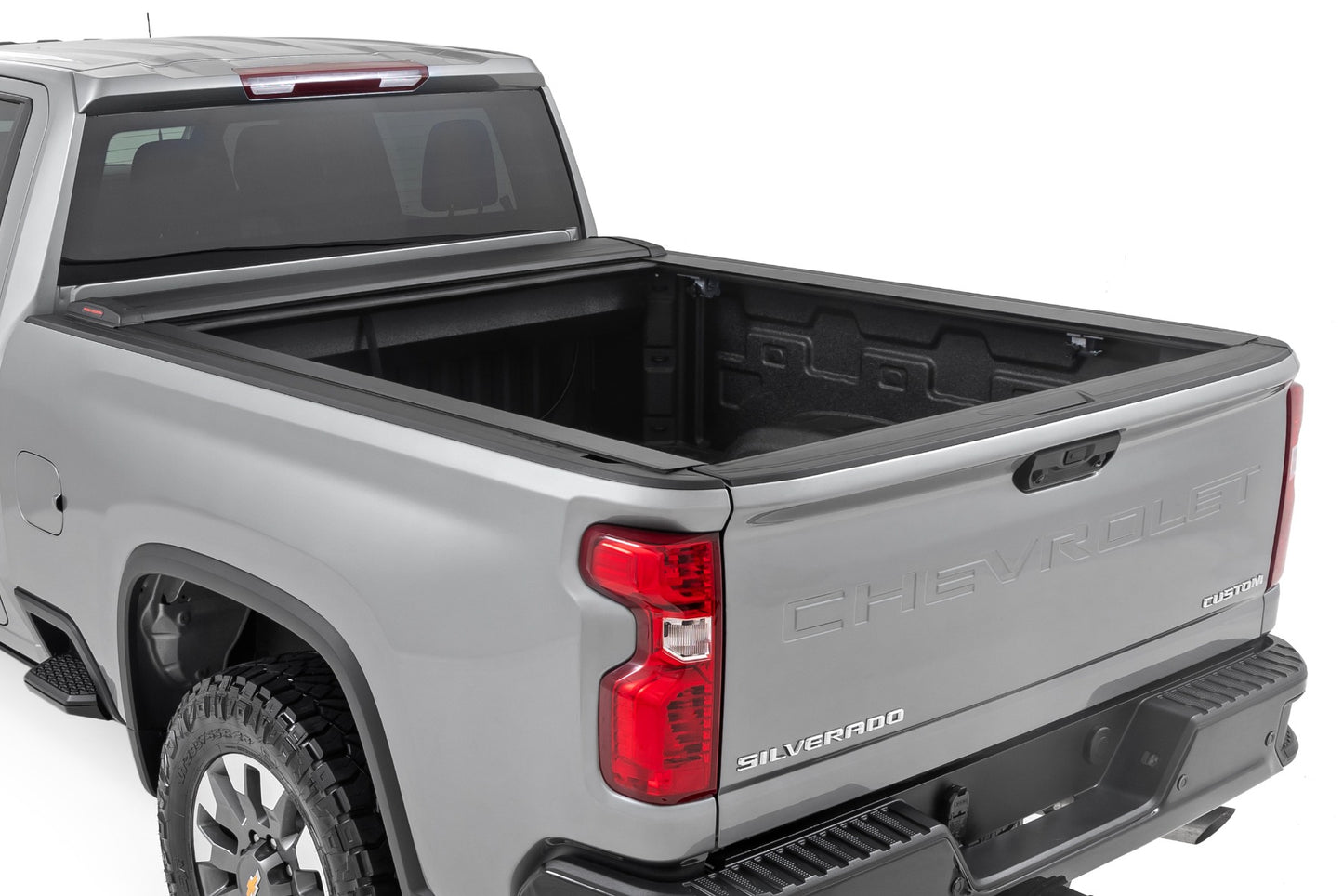 Retractable Bed Cover | 6'9" Bed | Silverado/Sierra 2500 2WD/4WD (2020-2024)