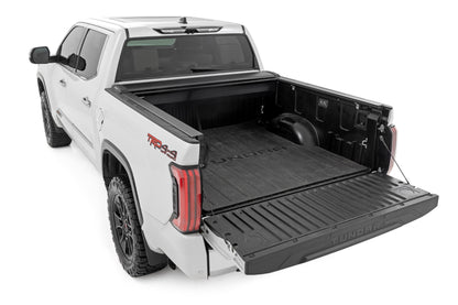 Retractable Bed Cover | 5'7" Bed | Toyota Tundra 2WD/4WD (22-23)