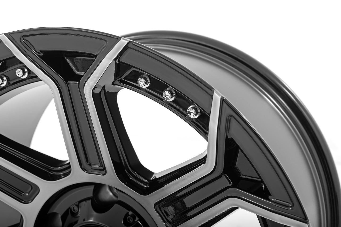 Rough Country 89 Series Wheel | One-Piece | Black Machined Gun Metal | 17x9 | 6x5.5 |  -12mm