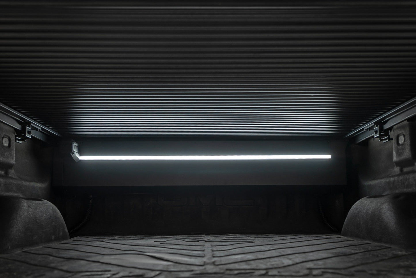 Powered Bed Cover | 6'7" Bed | GM 1500 2WD/4WD (2014-2019 Classic)