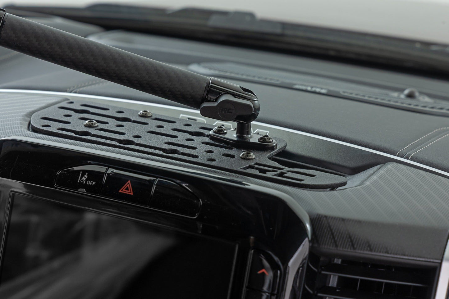 Dash Mount | 10" Non-Mag Safe Mount Kit | 8in Screen | Ram 1500 4WD (2019-2024)
