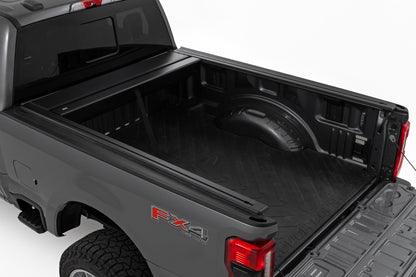 Manual Retractable Bed Cover | 6'10" Bed | Ford F-250/F-350 Super Duty (17-26)
