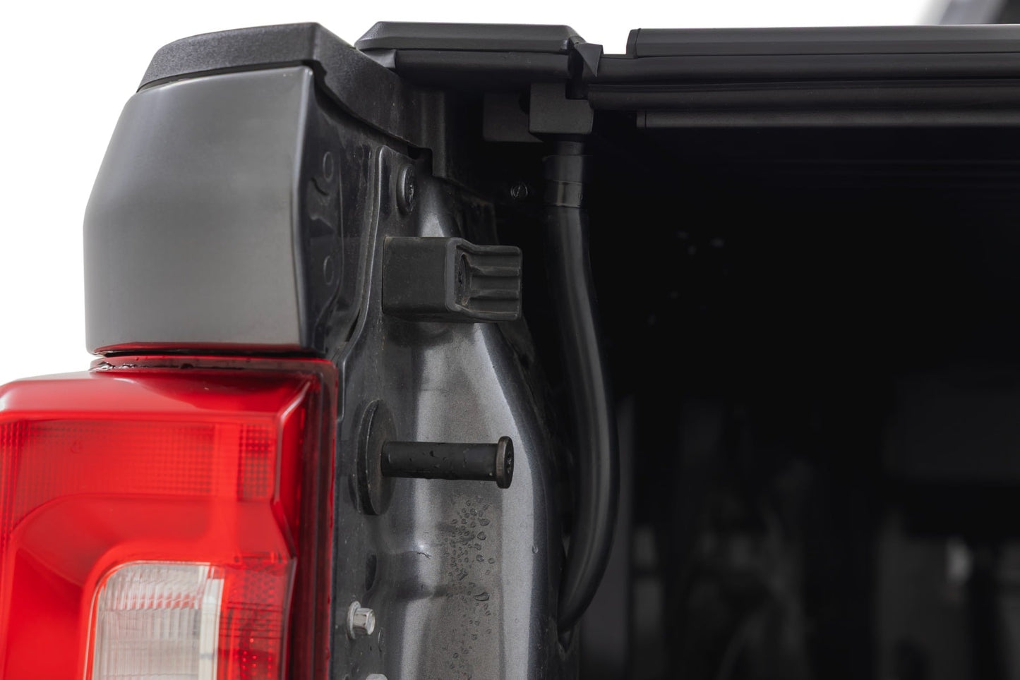 Manual Retractable Bed Cover | 6'10" Bed | Ford F-250/F-350 Super Duty (17-26)