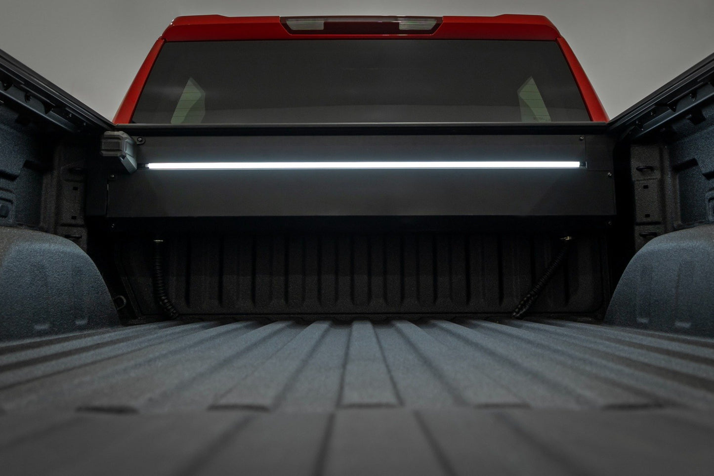 Powered Retractable Bed Cover | 5'10" Bed | Chevy/GMC 1500 (19-25)