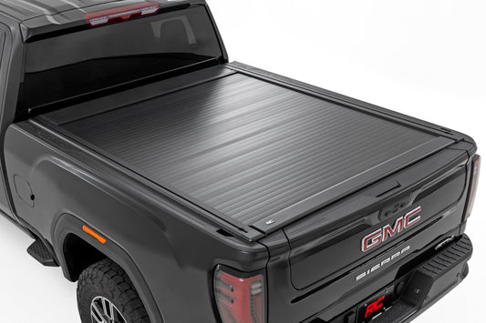 Manual Retractable Bed Cover | 6'9" Bed | Chevy/GMC 2500HD/3500HD (20-26)