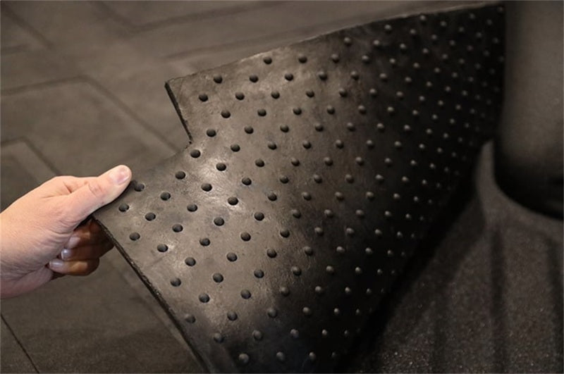 Dee Zee 07-18 Chevrolet Silverado Heavyweight Bed Mat - Custom Fit 6 1/2Ft Bed (X Pattern)