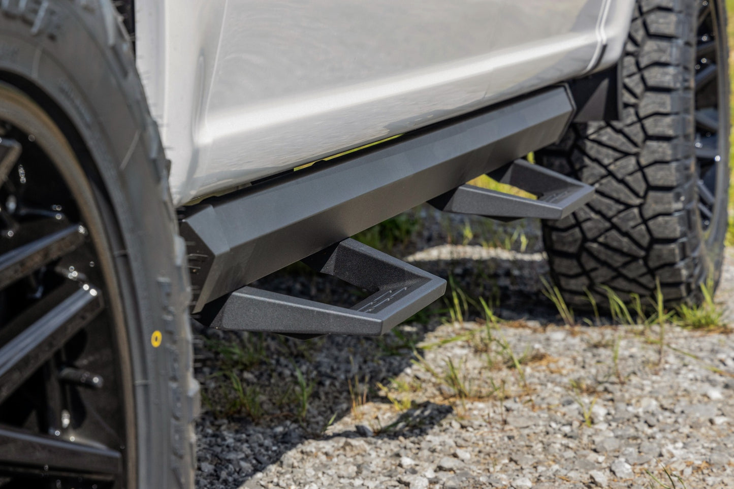 SRL2 Adjustable Aluminum Steps | Ford Ranger 2WD/4WD (2019-2024)