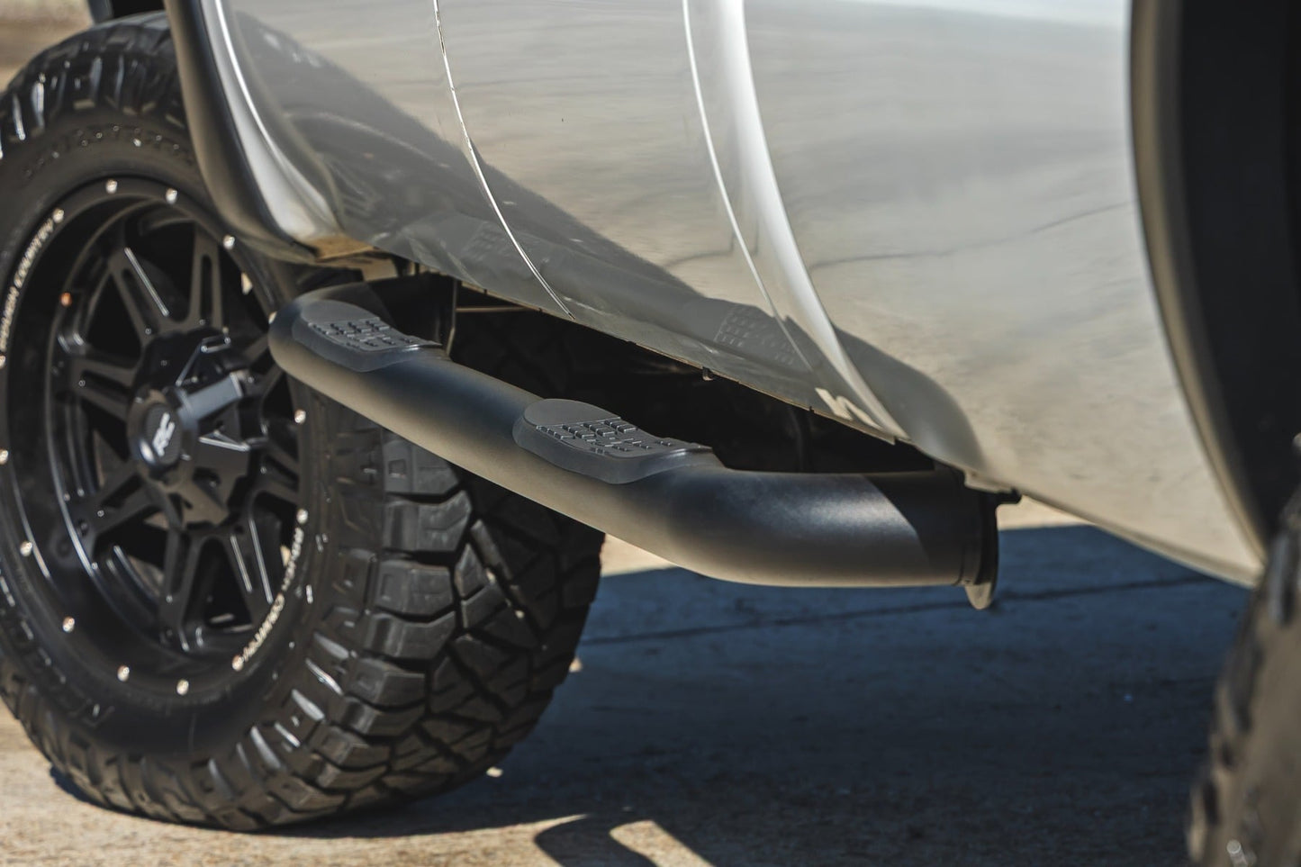 Nerf Steps | 3-Inch Tube | Crew Cab | Ford F-250/F-350 Super Duty (99-16)
