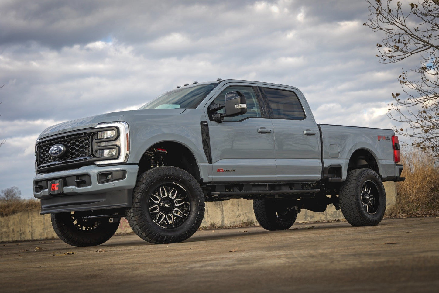 4.5 Inch Lift Kit | Radius Arm | Diesel | Ford F-250/F-350 Super Duty 4WD (23-25)