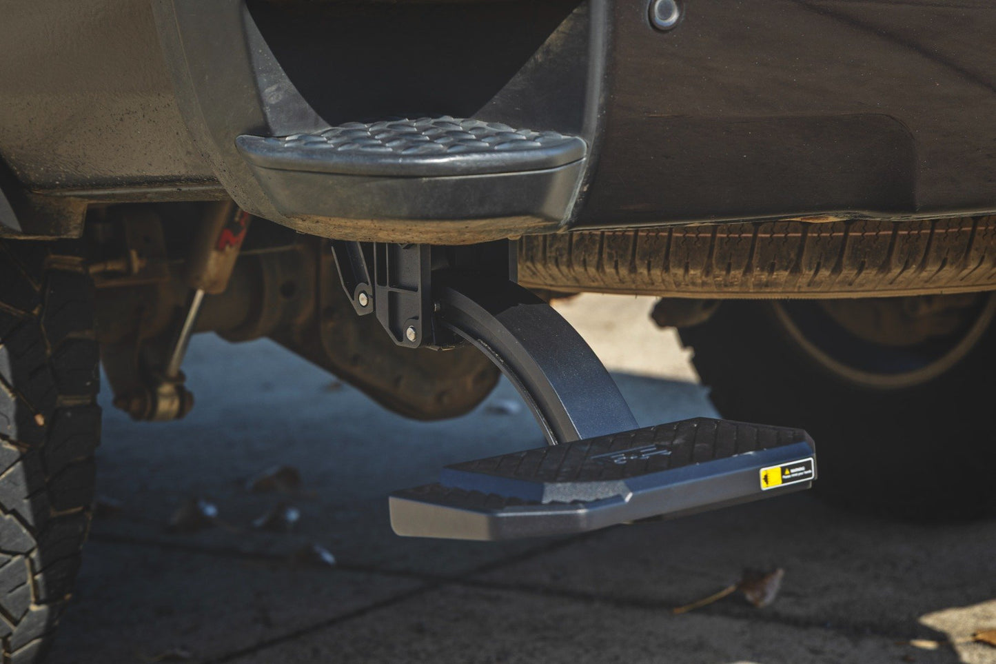 Retractable Bed Step | Manual Pull | Chevy/GMC 2500HD/3500HD (15-19)
