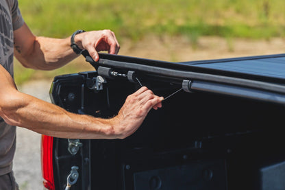Hard Roll Up Bed Cover | 5' Bed | Toyota Tacoma (16-23)
