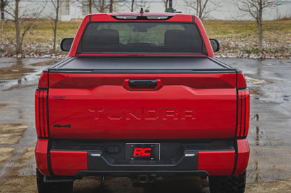 Powered Retractable Bed Cover | 5'7" Bed | Toyota Tundra (22-25)