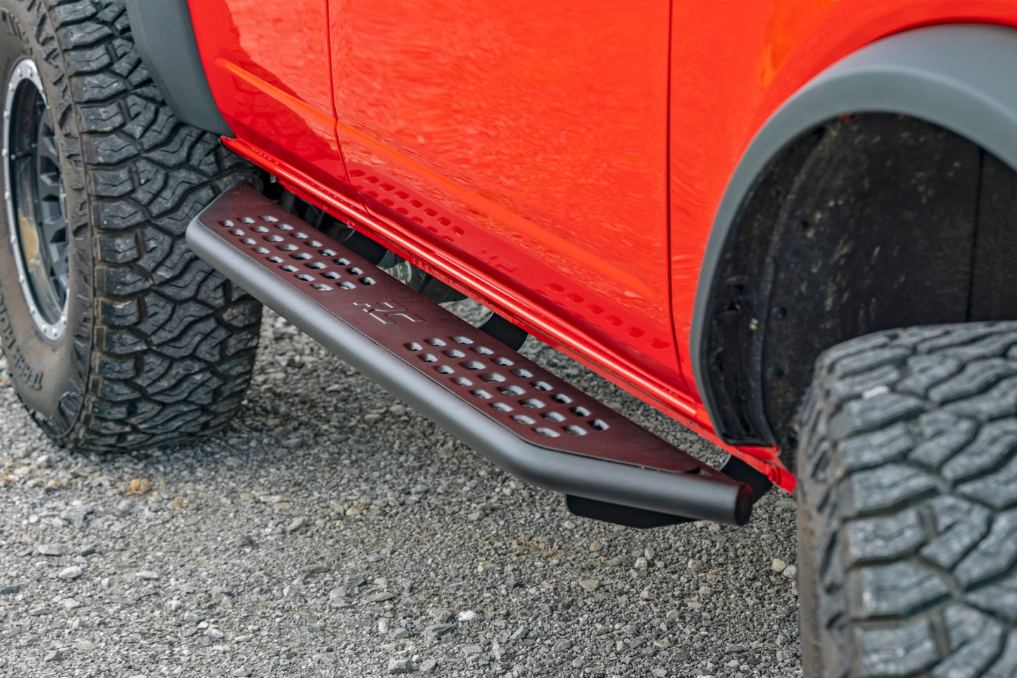 OV2 Running Boards | Side Step Bars | 4-Door | Ford Bronco (21-24)