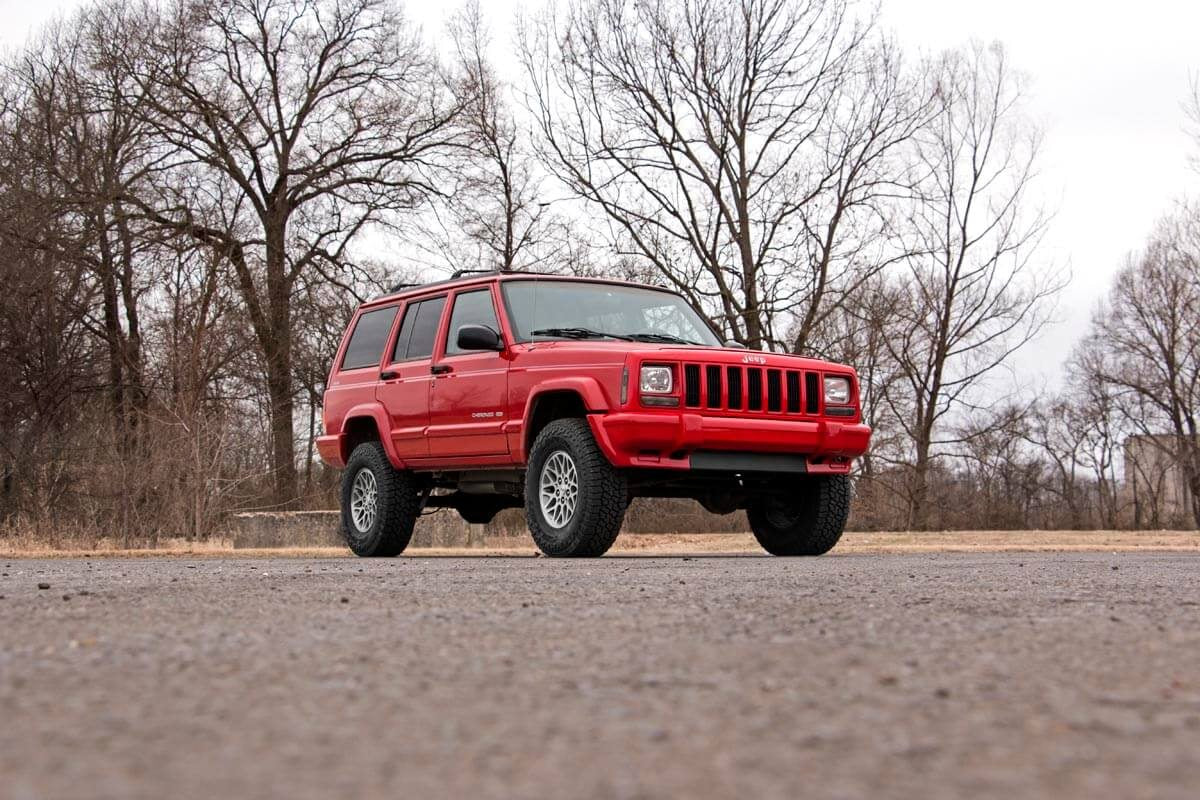 3 Inch Lift Kit | SII | RR AAL | V2 Shocks | Jeep Cherokee XJ (84-01)