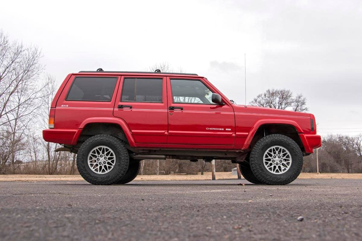 3 Inch Lift Kit | SII | RR AAL | V2 Shocks | Jeep Cherokee XJ (84-01)