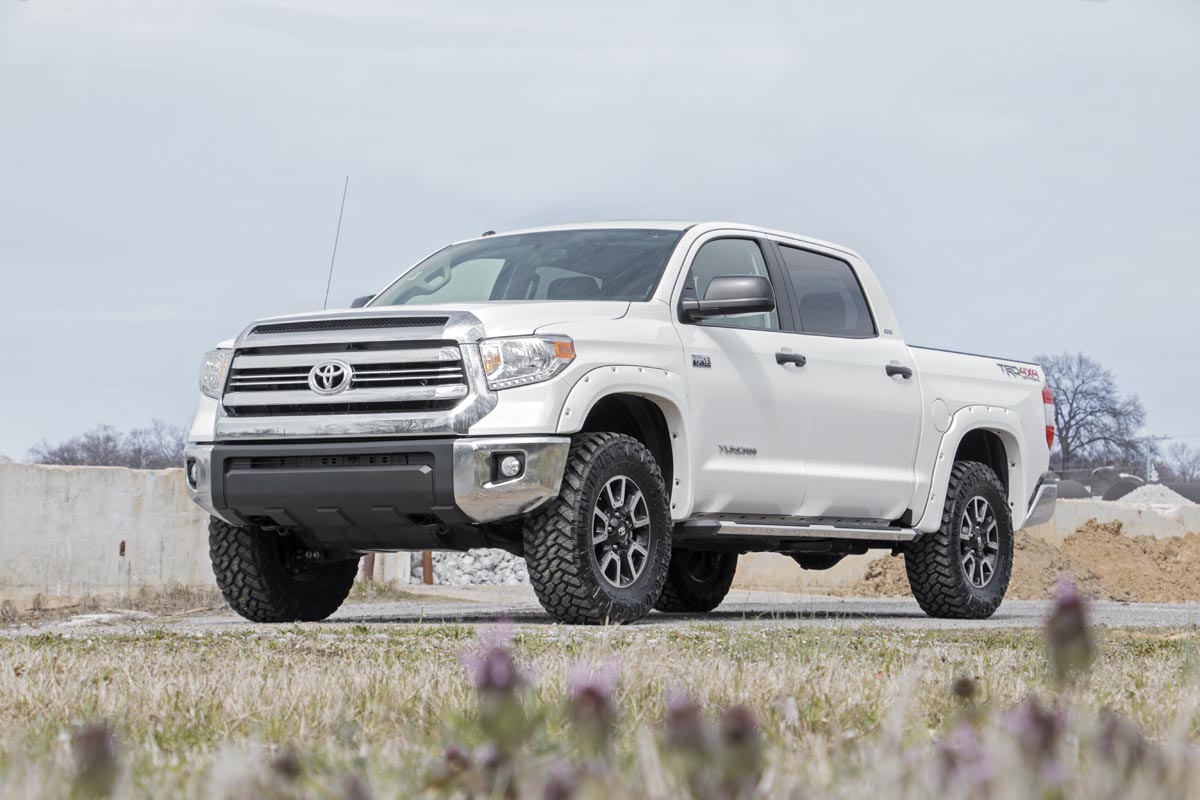 2.5-3 Inch Leveling Kit | Toyota Tundra 2WD/4WD (2007-2021)