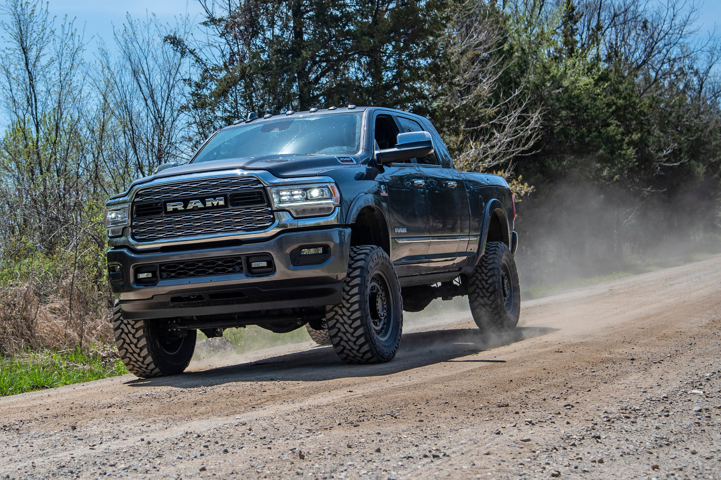 5.5 Inch Lift Kit w/ Radius Arm | Ram 3500 w/ Rear Air Ride (19-23) 4WD | Gas