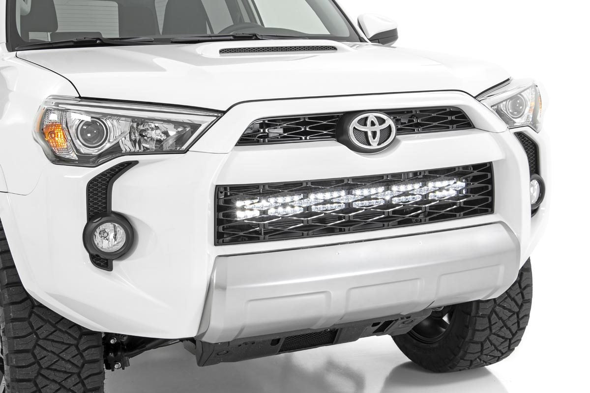 LED Light Kit | Bumper Mount | 30" Spectrum Dual Row | Toyota 4Runner (14-20) - Off Road Canada