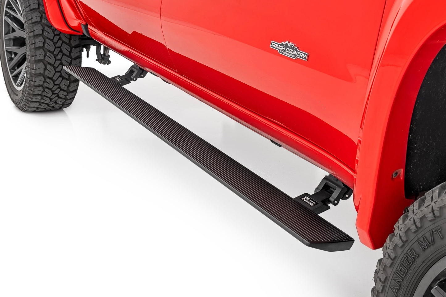 Power Running Boards | Lighted | Double Cab | Chevy/GMC 1500/2500HD/3500HD 2WD/4WD - Off Road Canada
